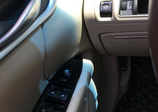 凯迪拉克XTS 2015款  28T 舒适型